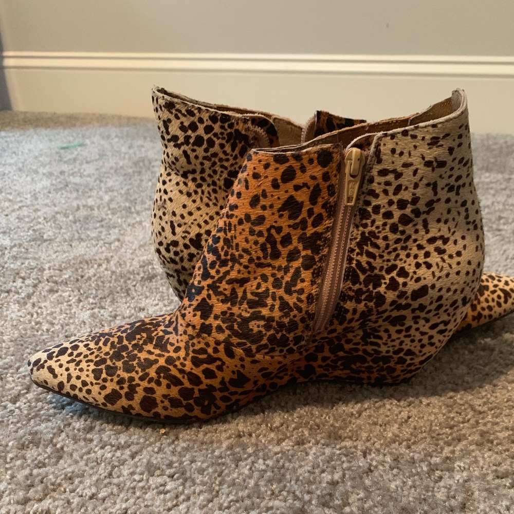 leopard print booties